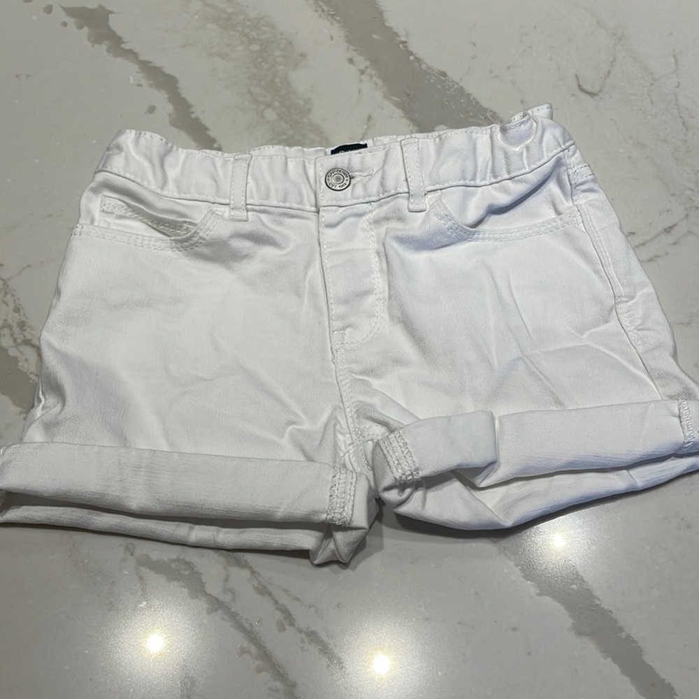 white gap jean shorts